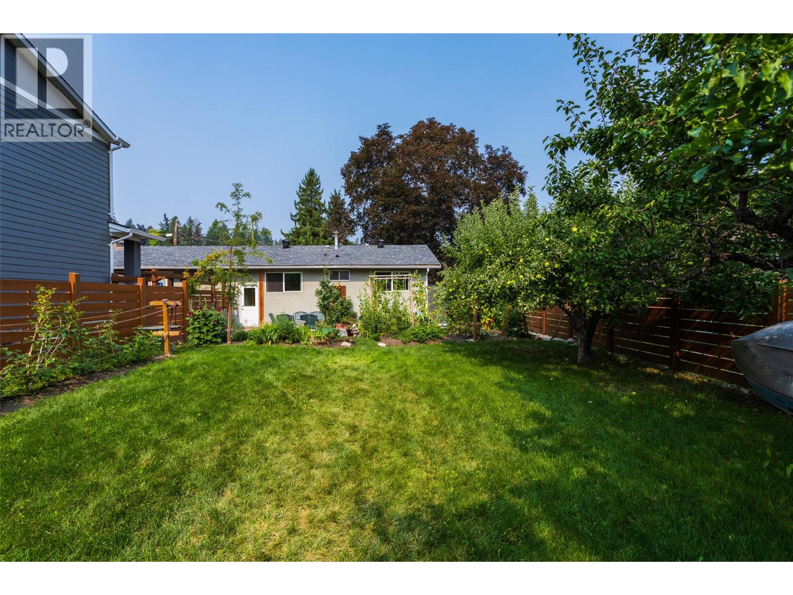 1257 Rio Drive