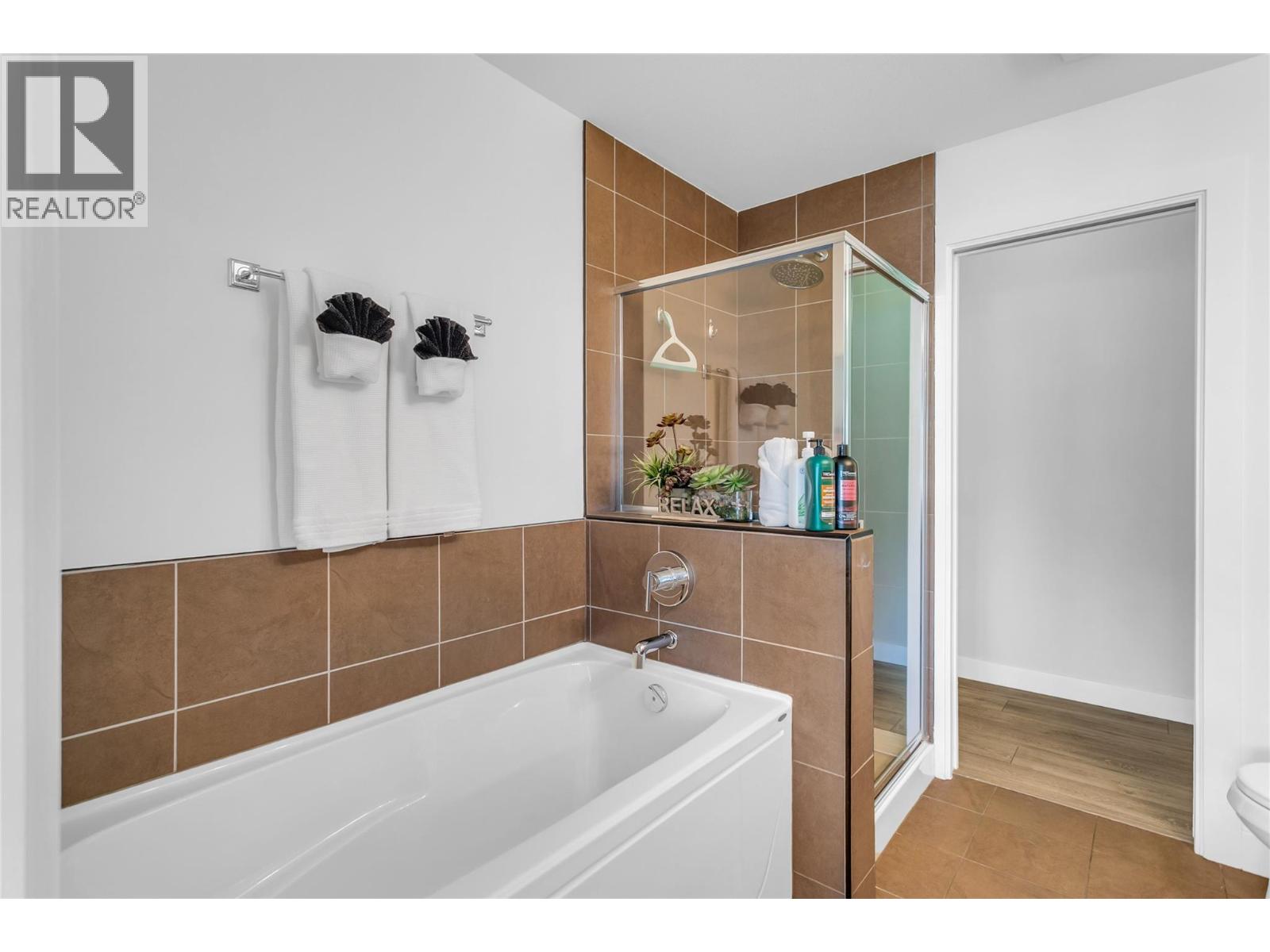 3205 Skyview Lane Unit# 407