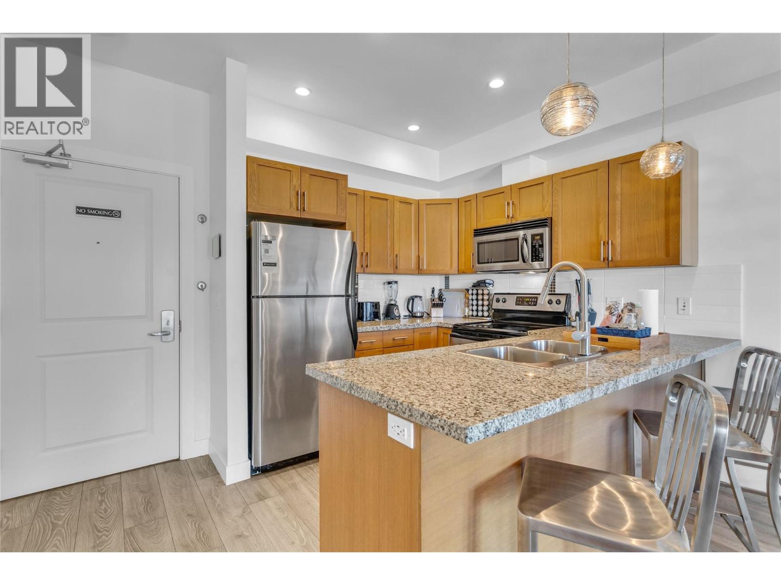 3205 Skyview Lane Unit# 407