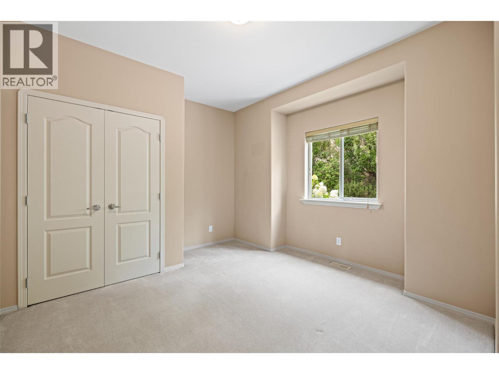 2060 Spyglass Way