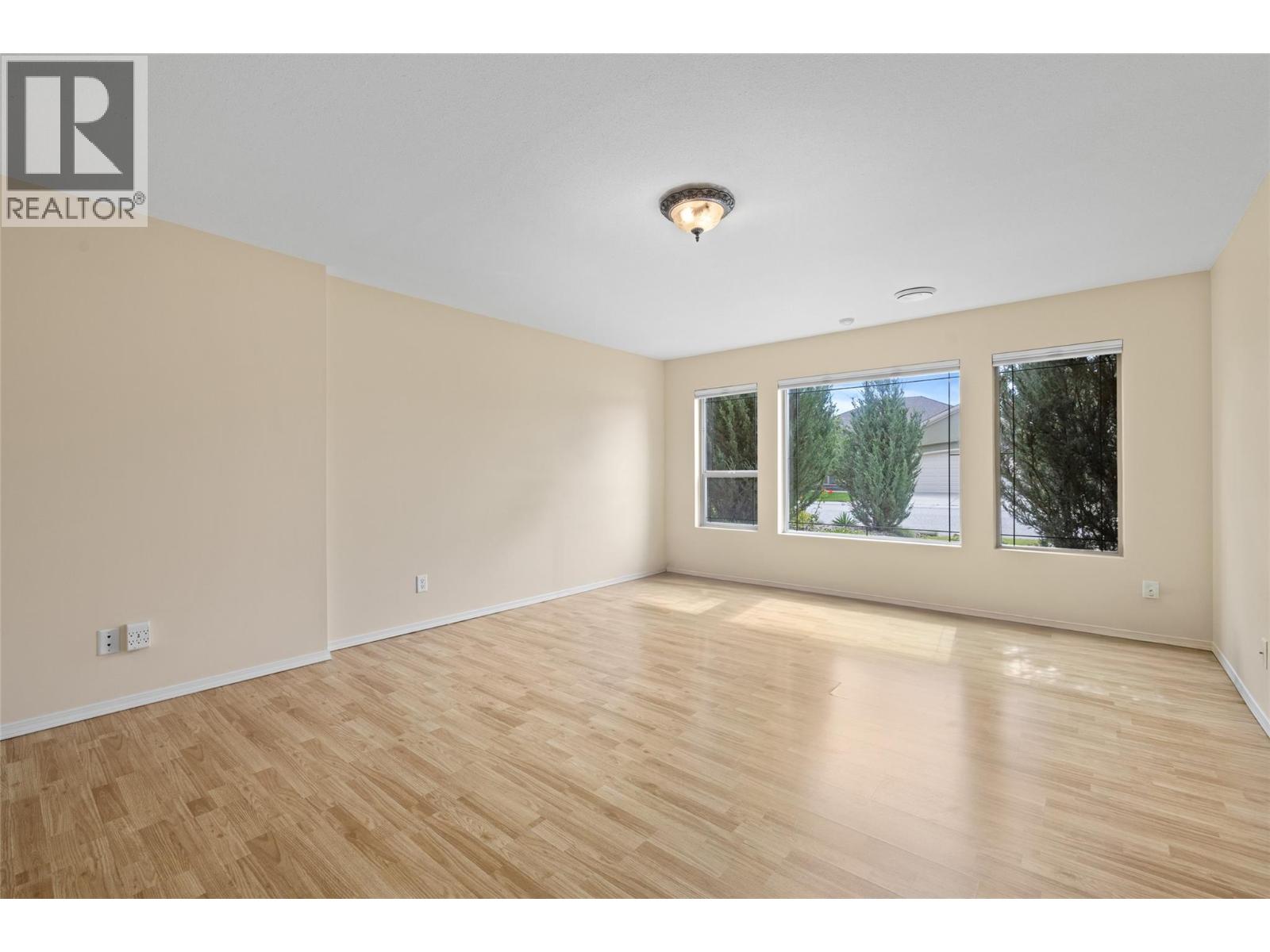 2060 Spyglass Way