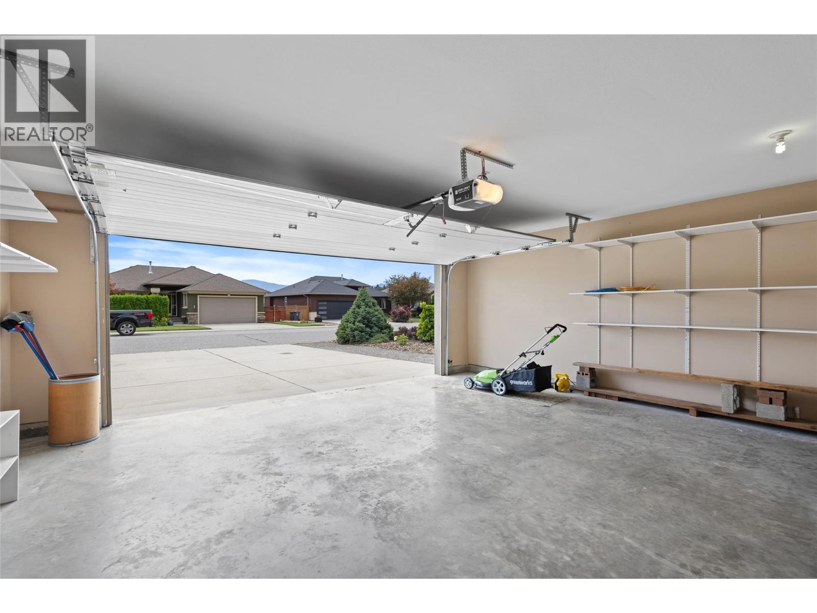 2060 Spyglass Way
