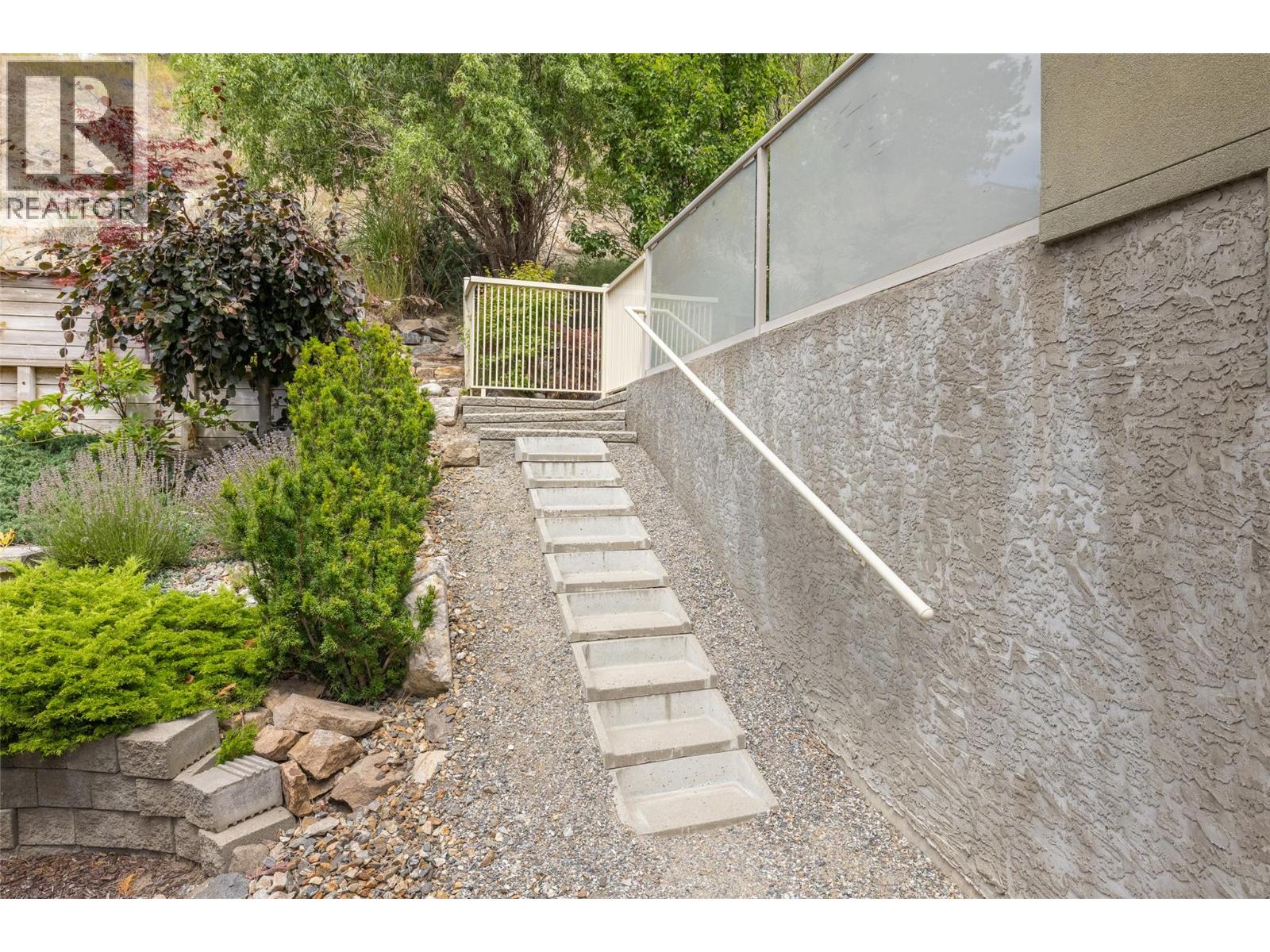 2060 Spyglass Way