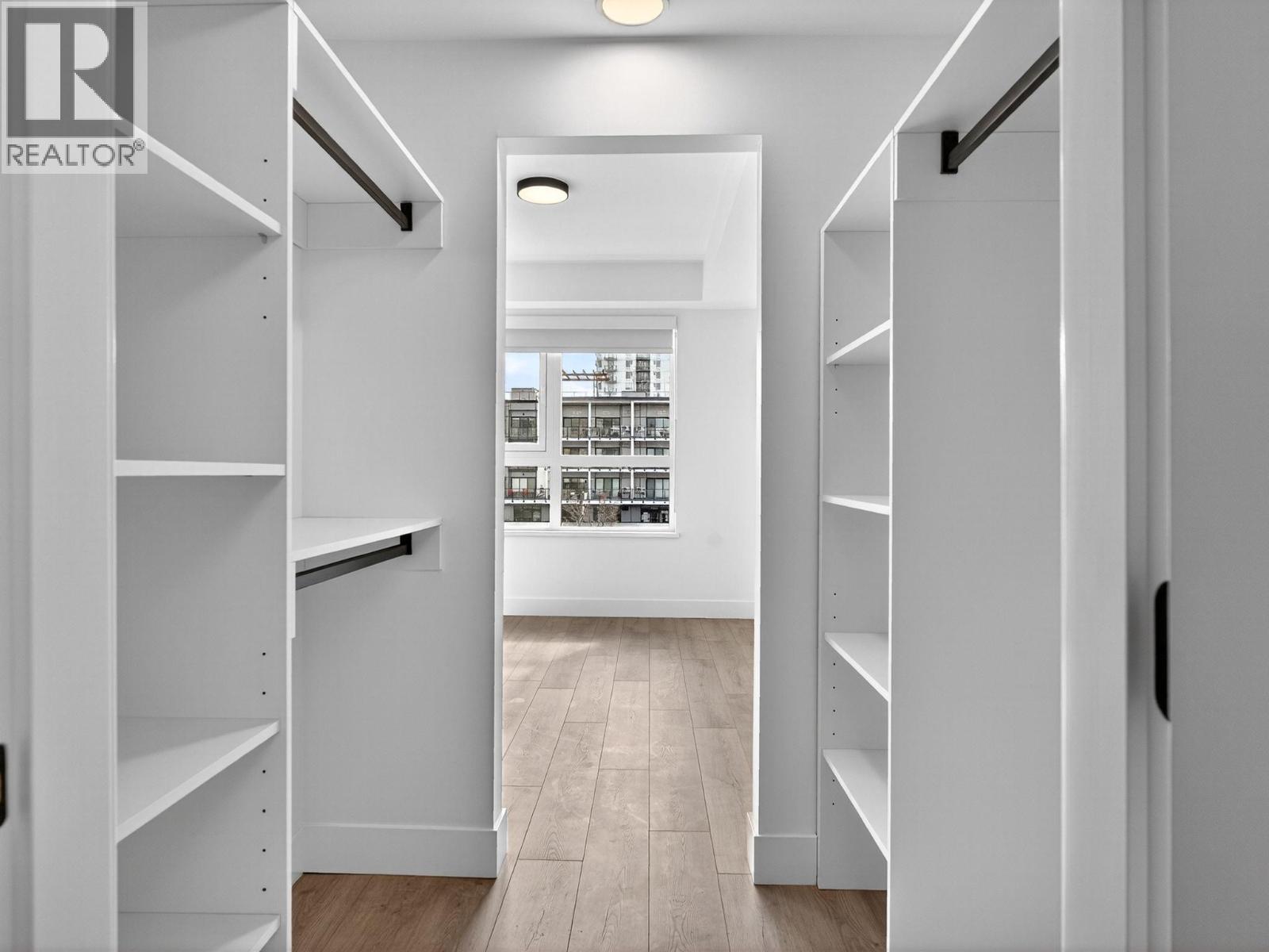 620 Coronation Avenue Unit# 404