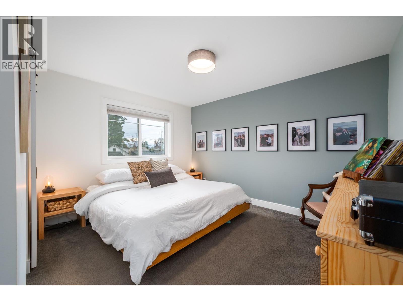 805 Burne Avenue Unit# 4
