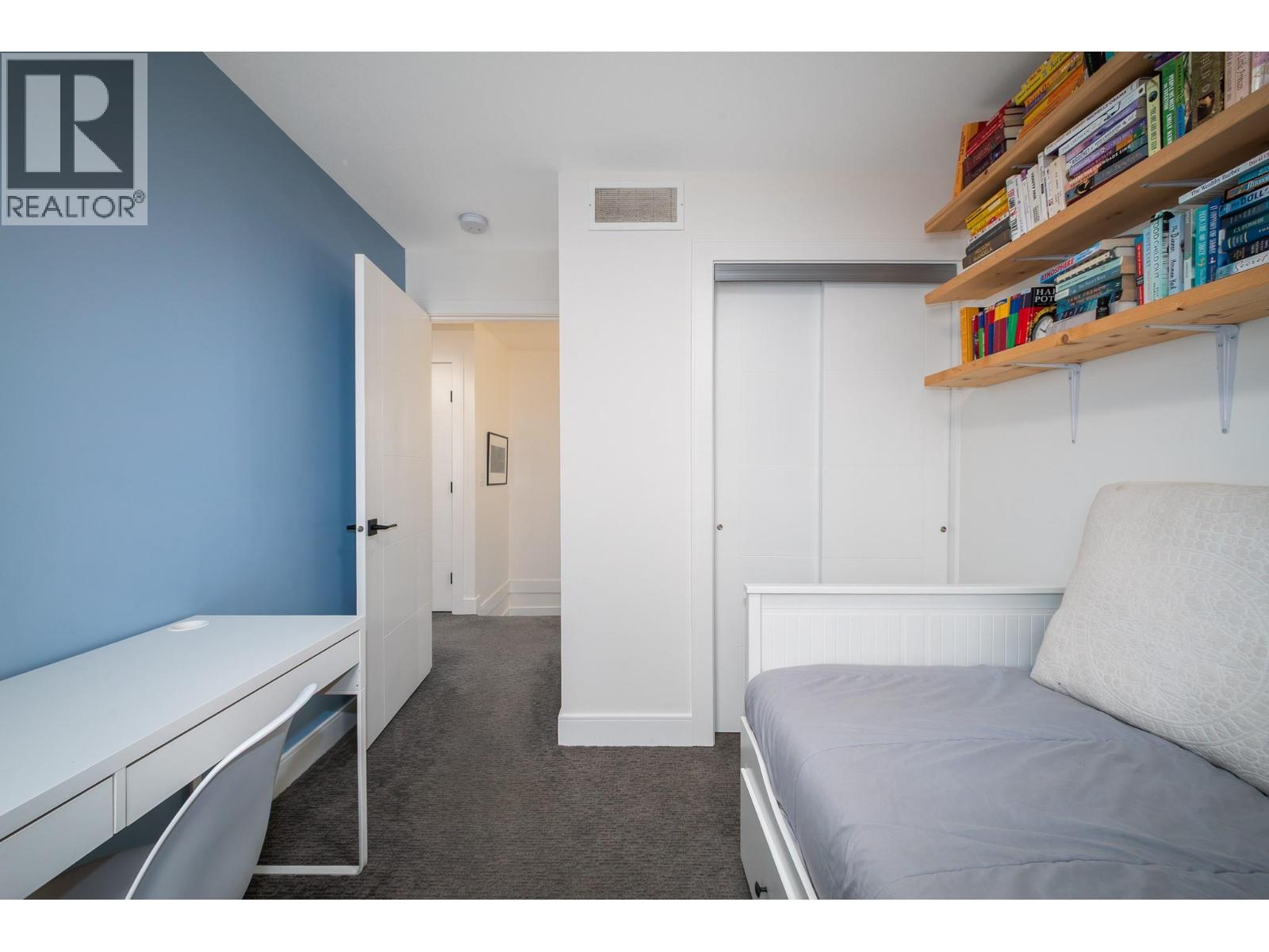 805 Burne Avenue Unit# 4