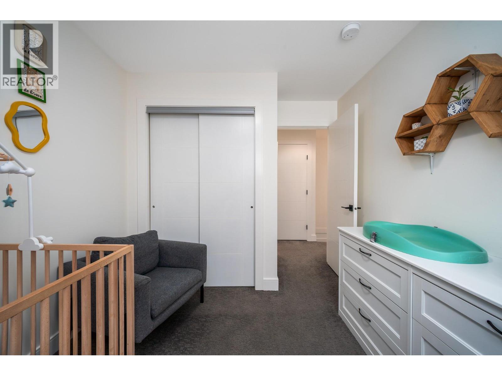 805 Burne Avenue Unit# 4