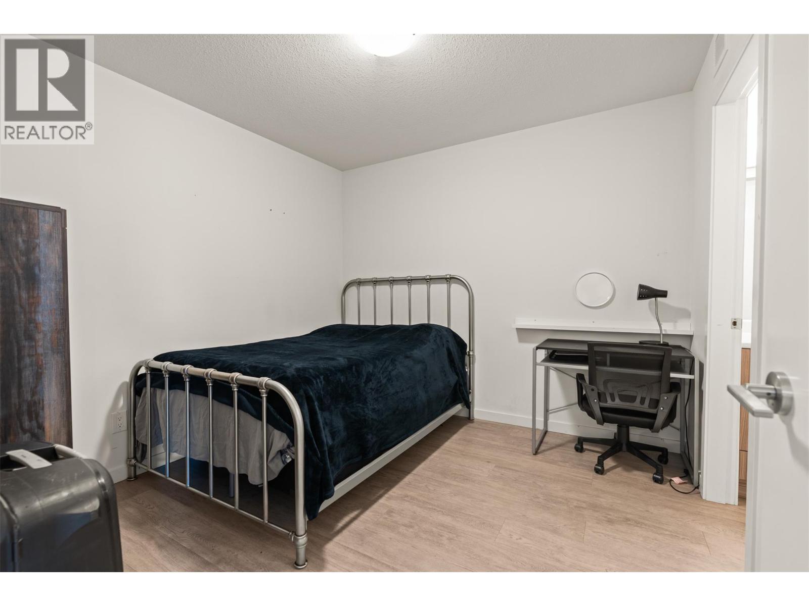 695 Academy Way Unit# 122
