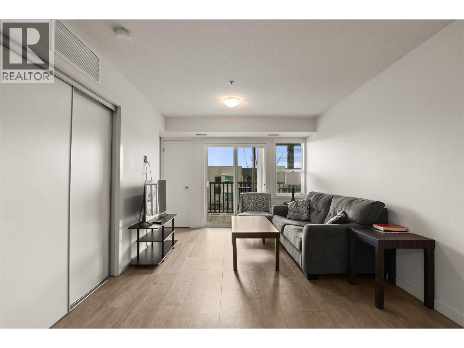 695 Academy Way Unit# 122