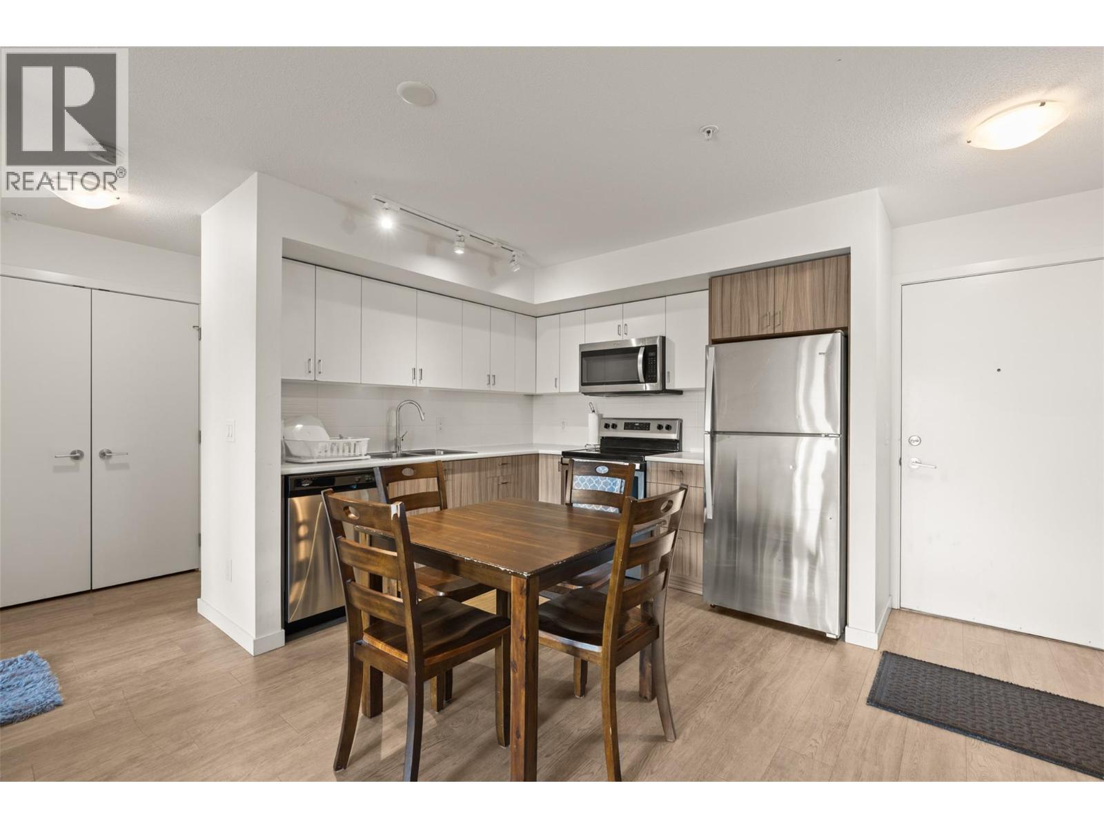 695 Academy Way Unit# 122
