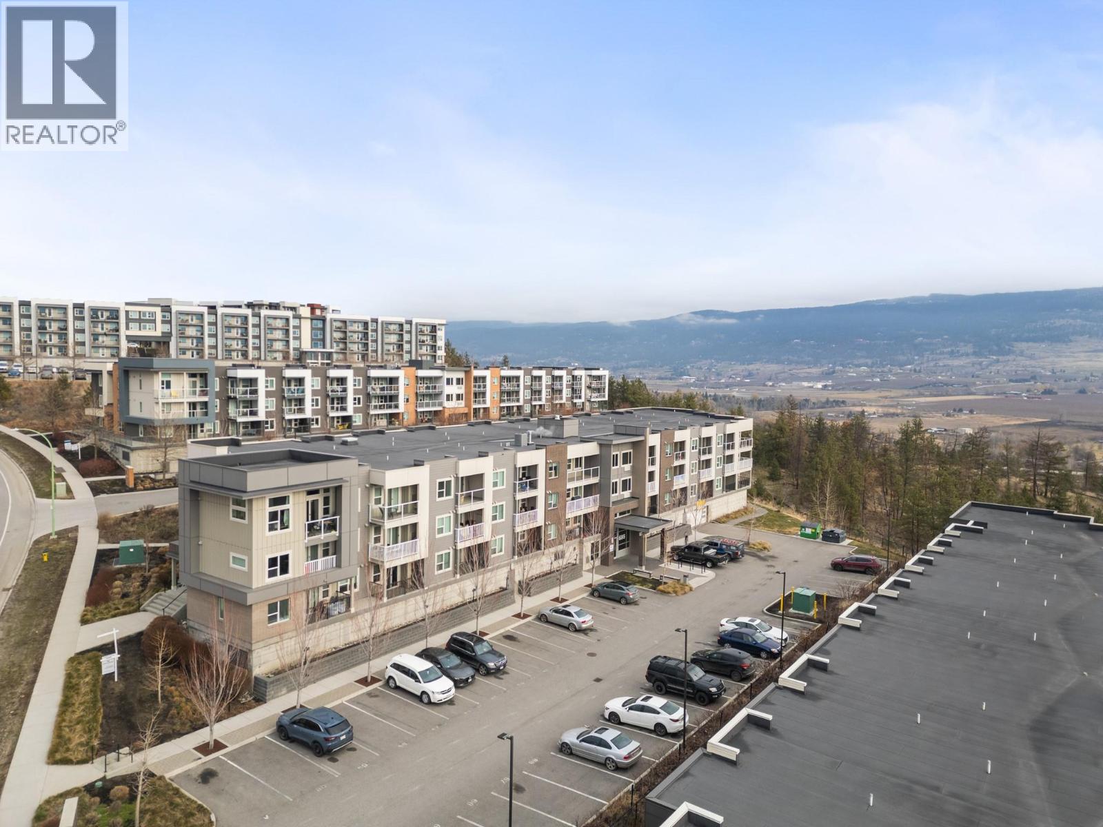 695 Academy Way Unit# 122