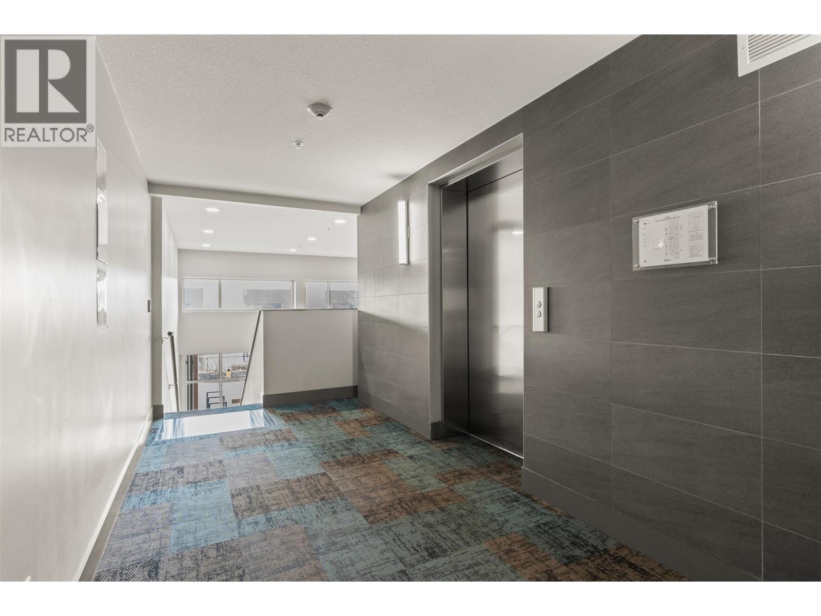 695 Academy Way Unit# 122