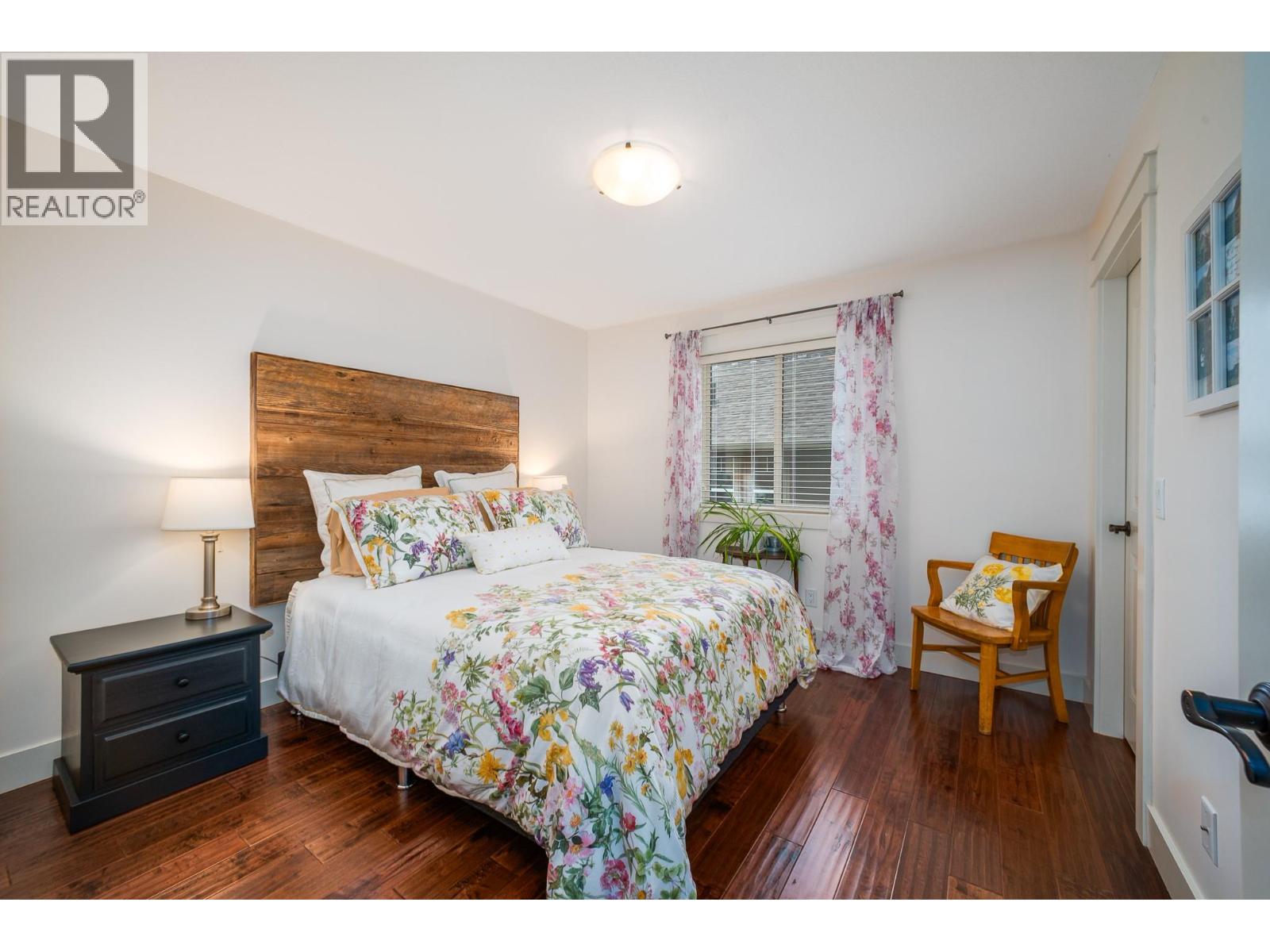1321 Black Mountain Crescent