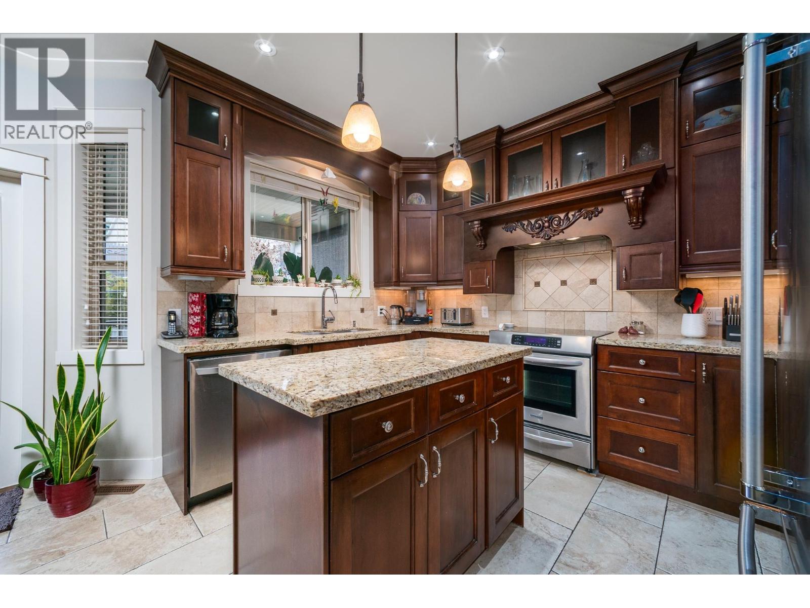 1321 Black Mountain Crescent
