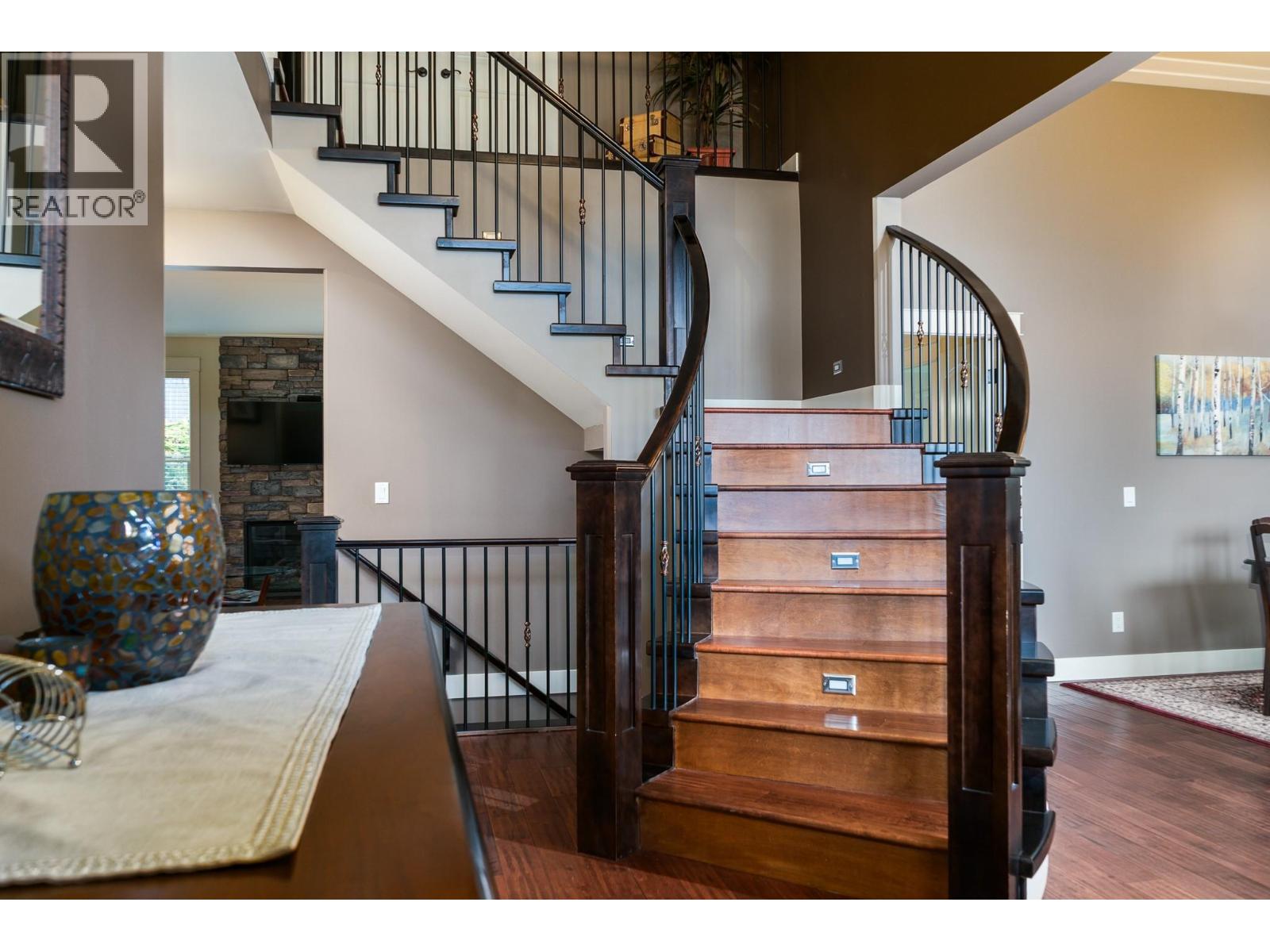 1321 Black Mountain Crescent