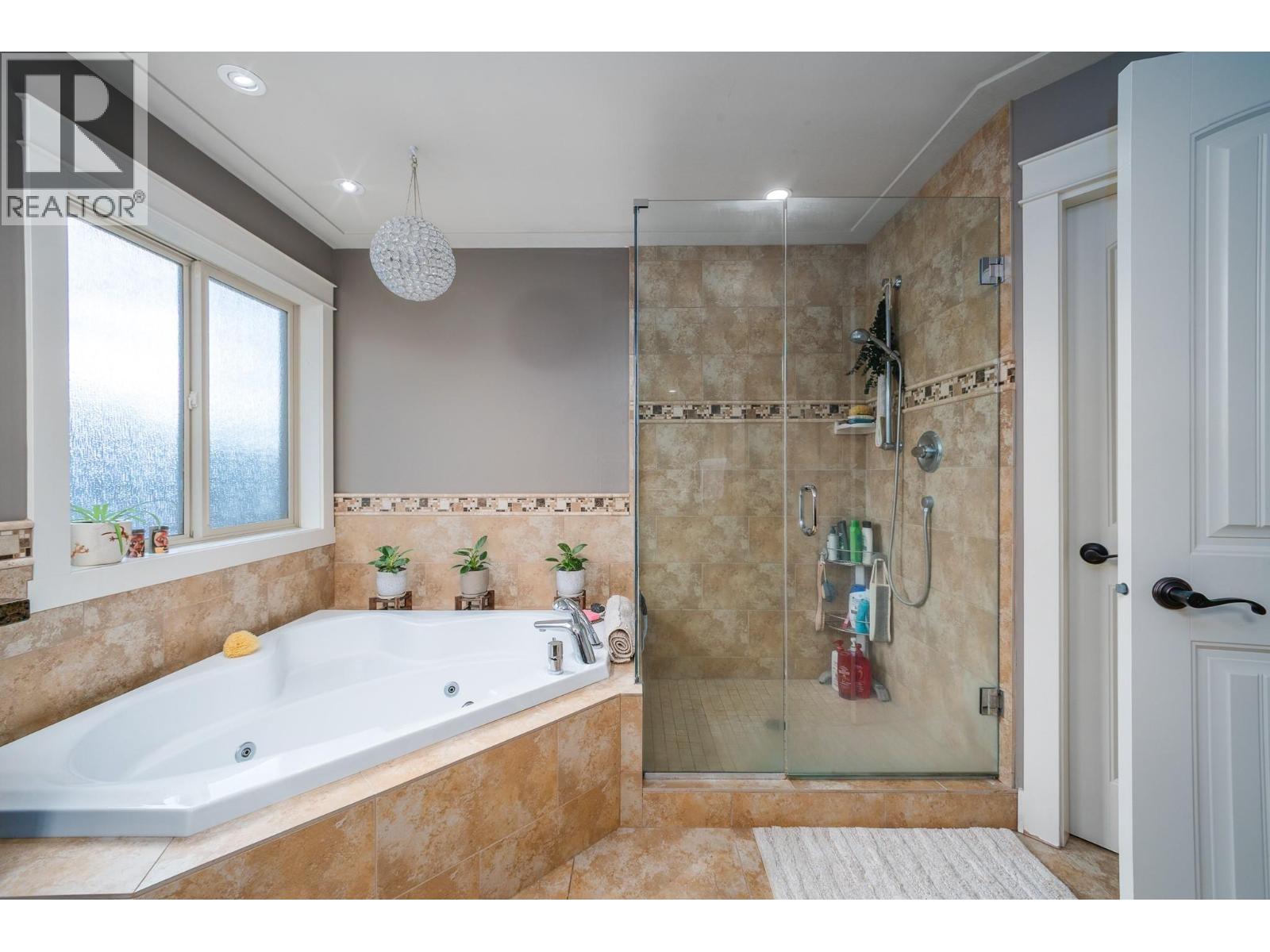 1321 Black Mountain Crescent