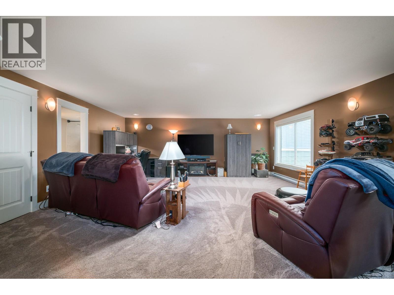 1321 Black Mountain Crescent