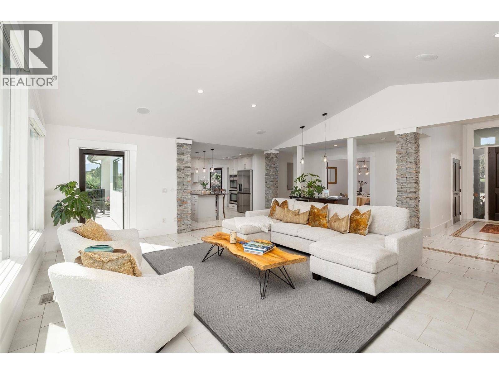 2523 Hillsborough Road