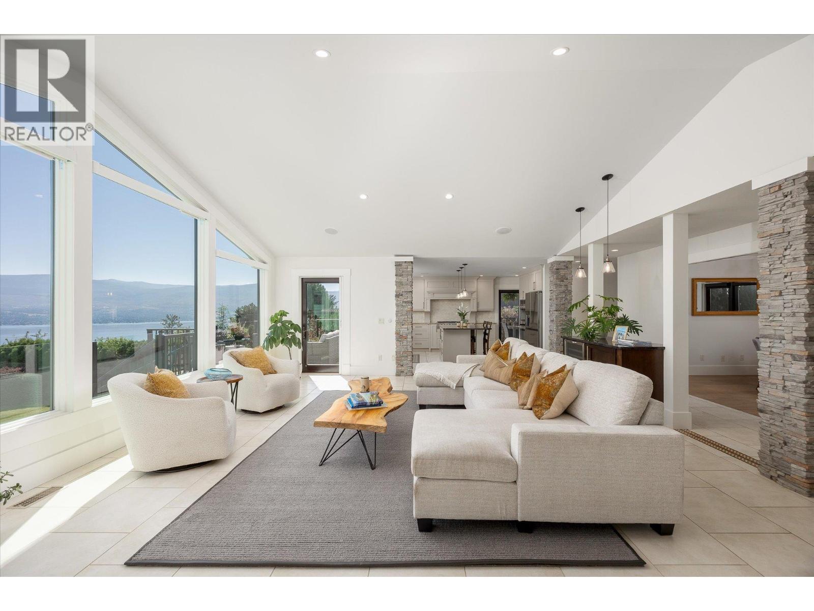 2523 Hillsborough Road