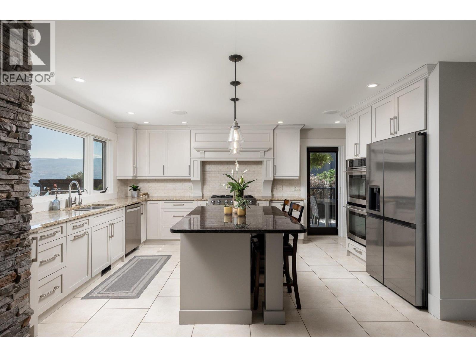 2523 Hillsborough Road