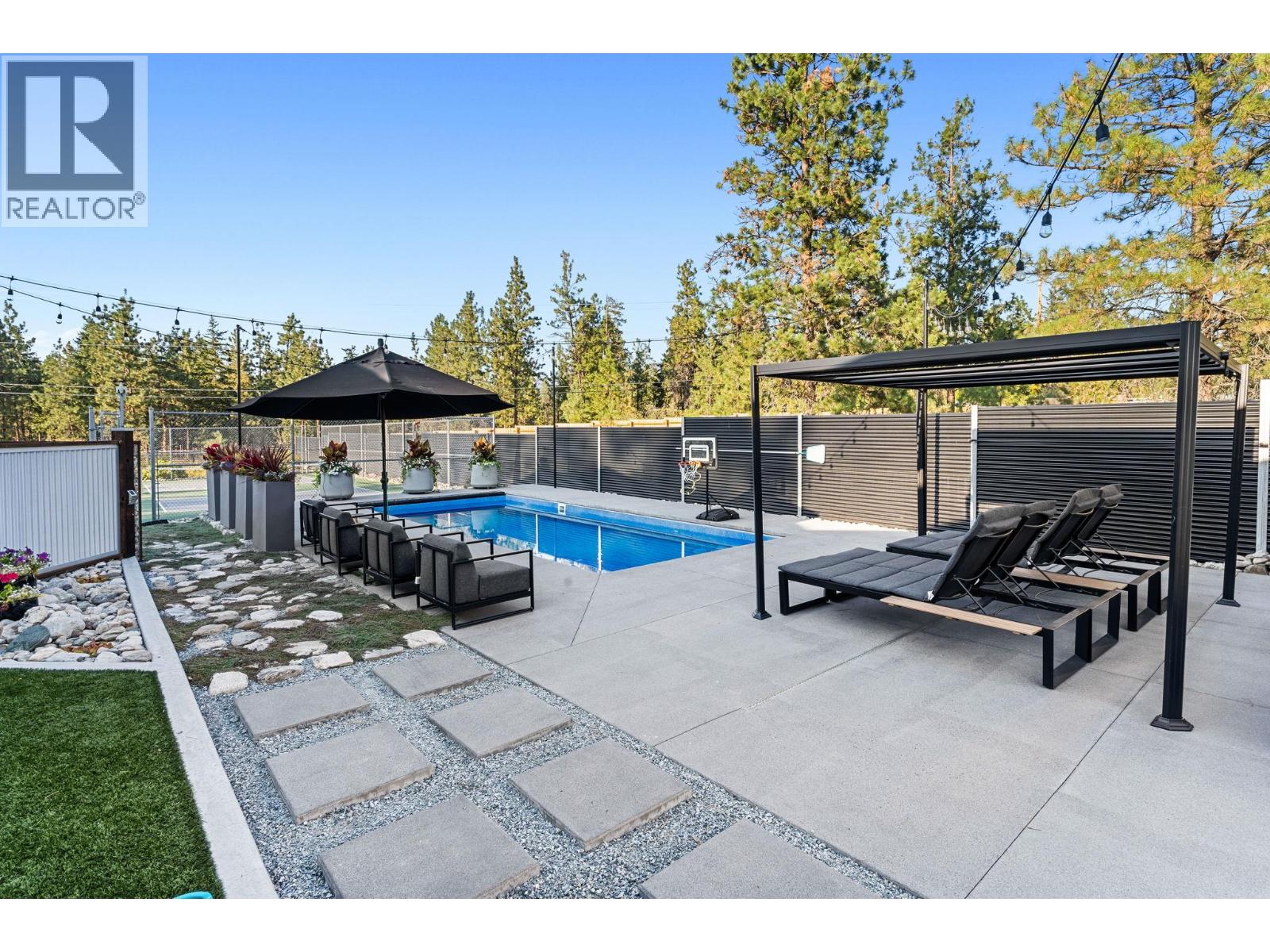 4535 McCulloch Road