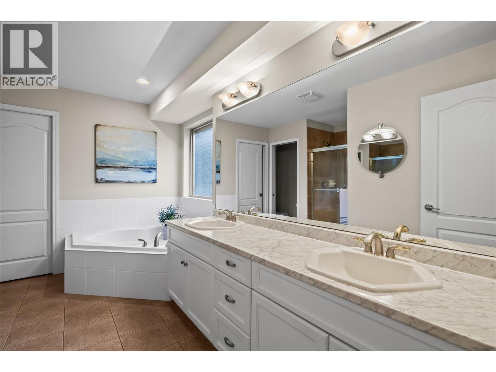 2155 Horizon Drive Unit# 18