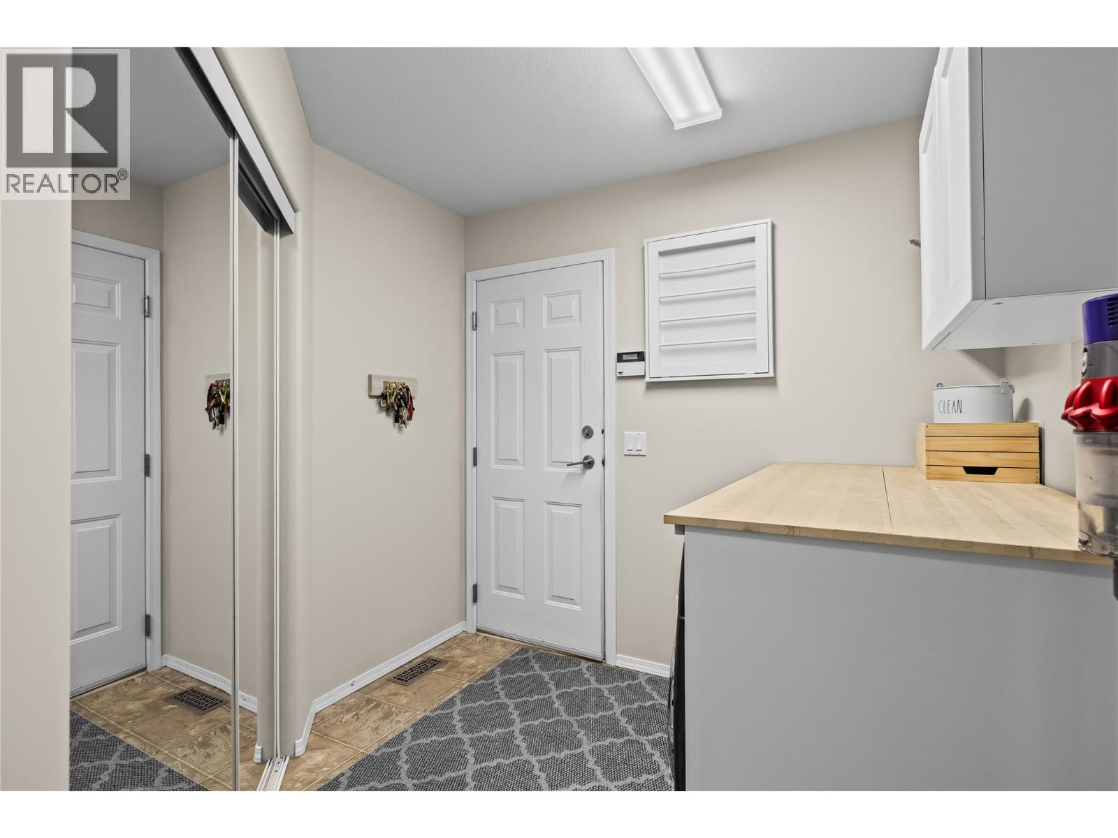 2155 Horizon Drive Unit# 18
