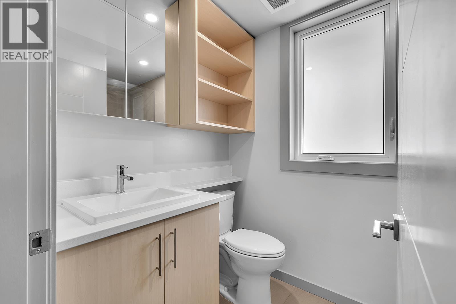 345 Dougall Road N Unit# 327