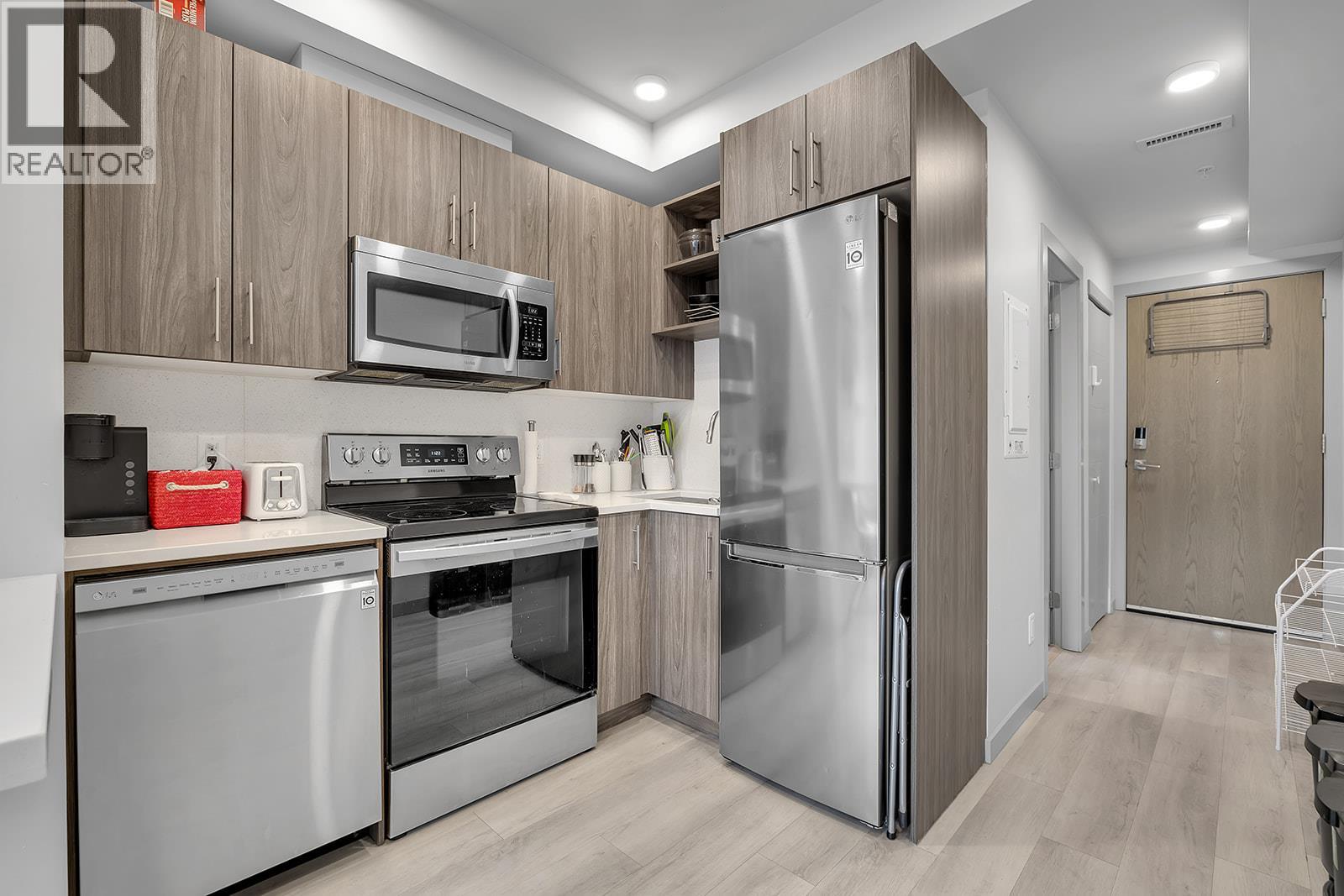 345 Dougall Road N Unit# 327