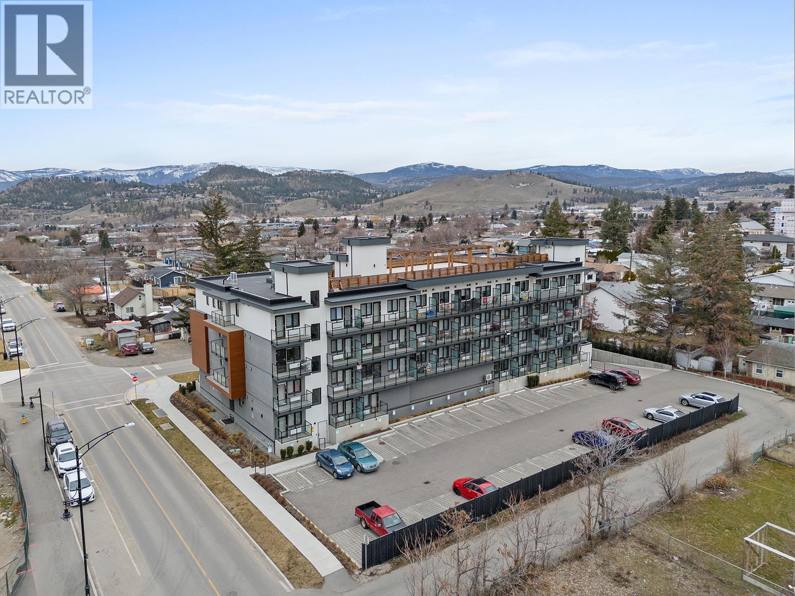 345 Dougall Road N Unit# 327