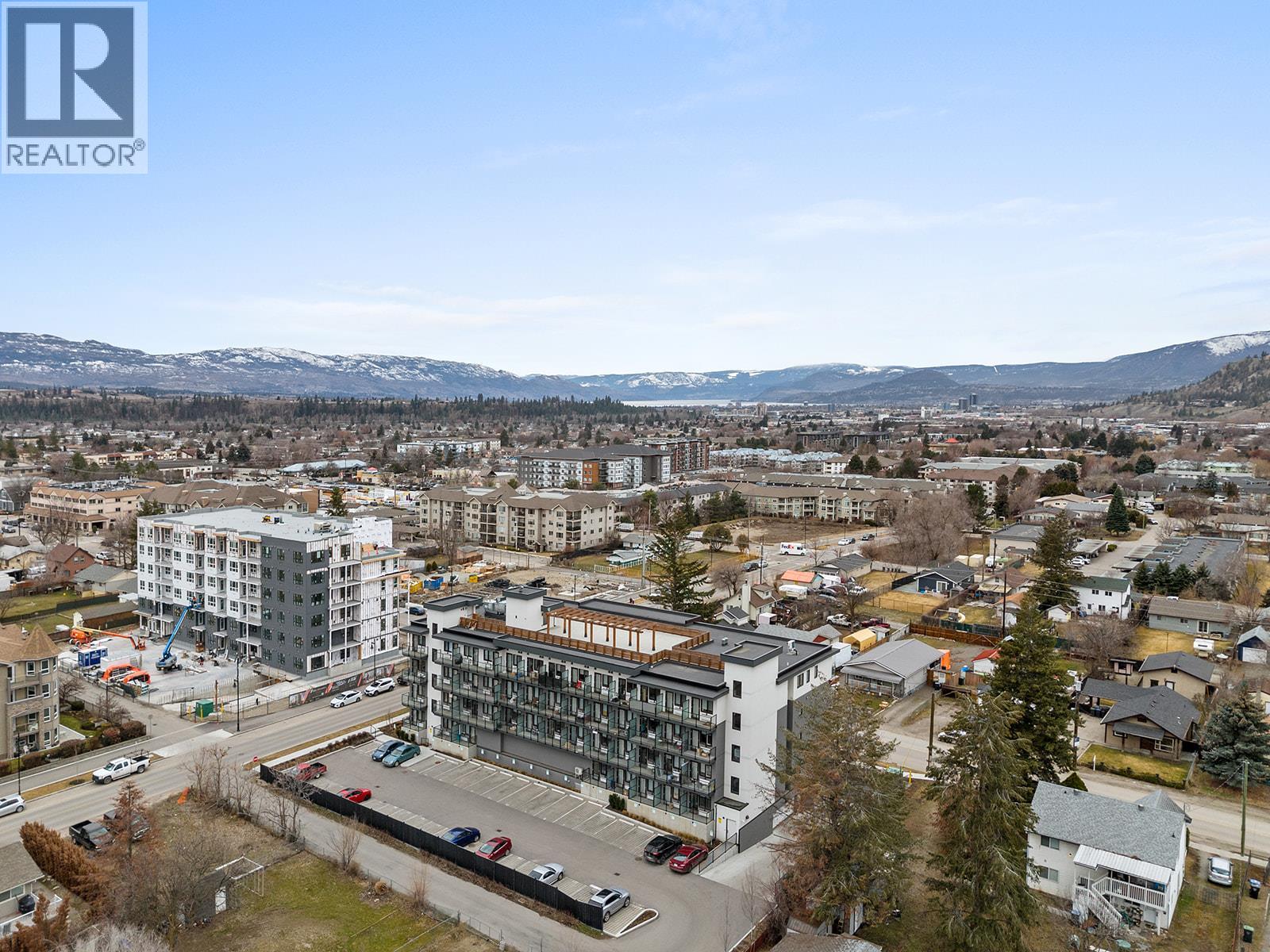345 Dougall Road N Unit# 327