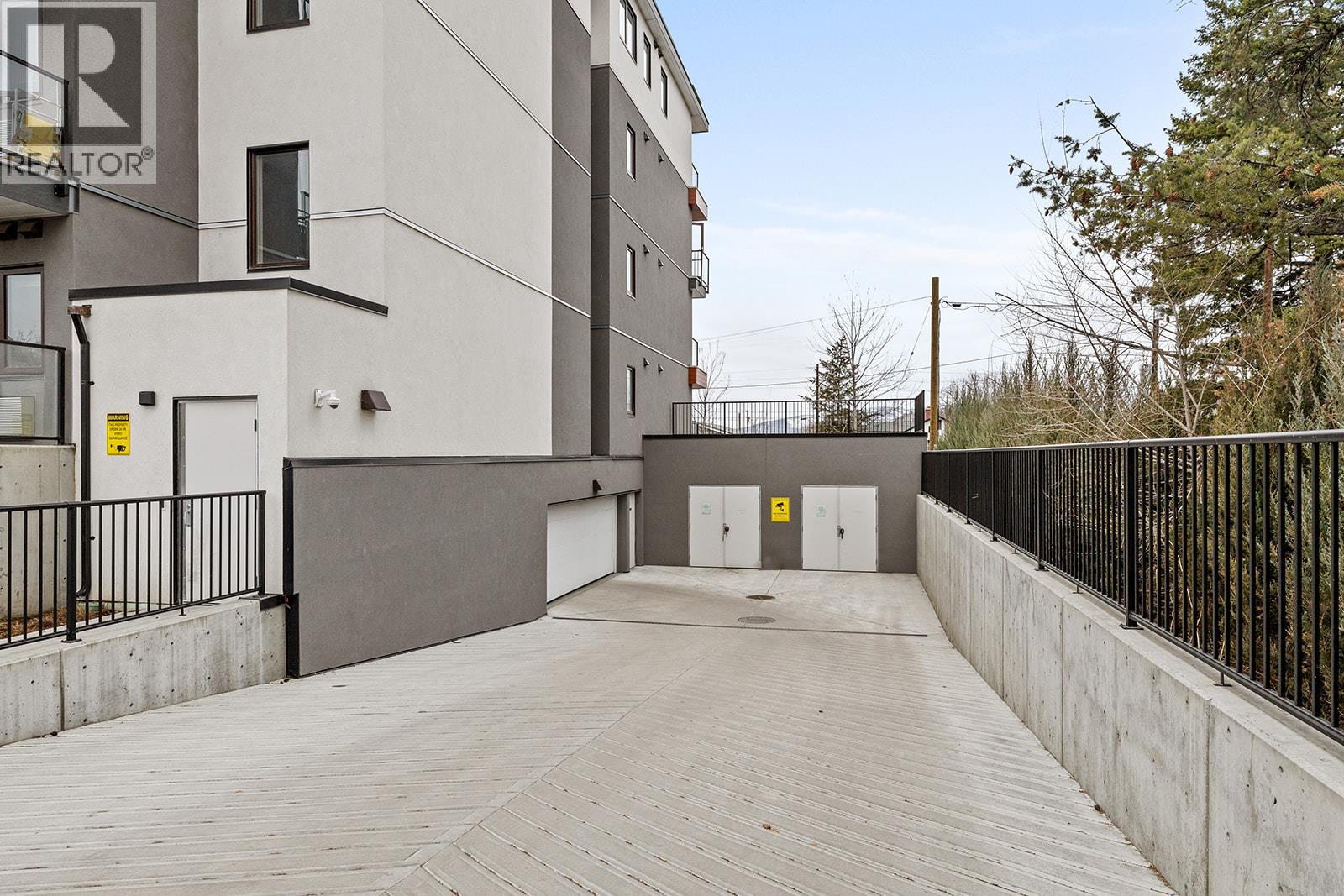 345 Dougall Road N Unit# 327