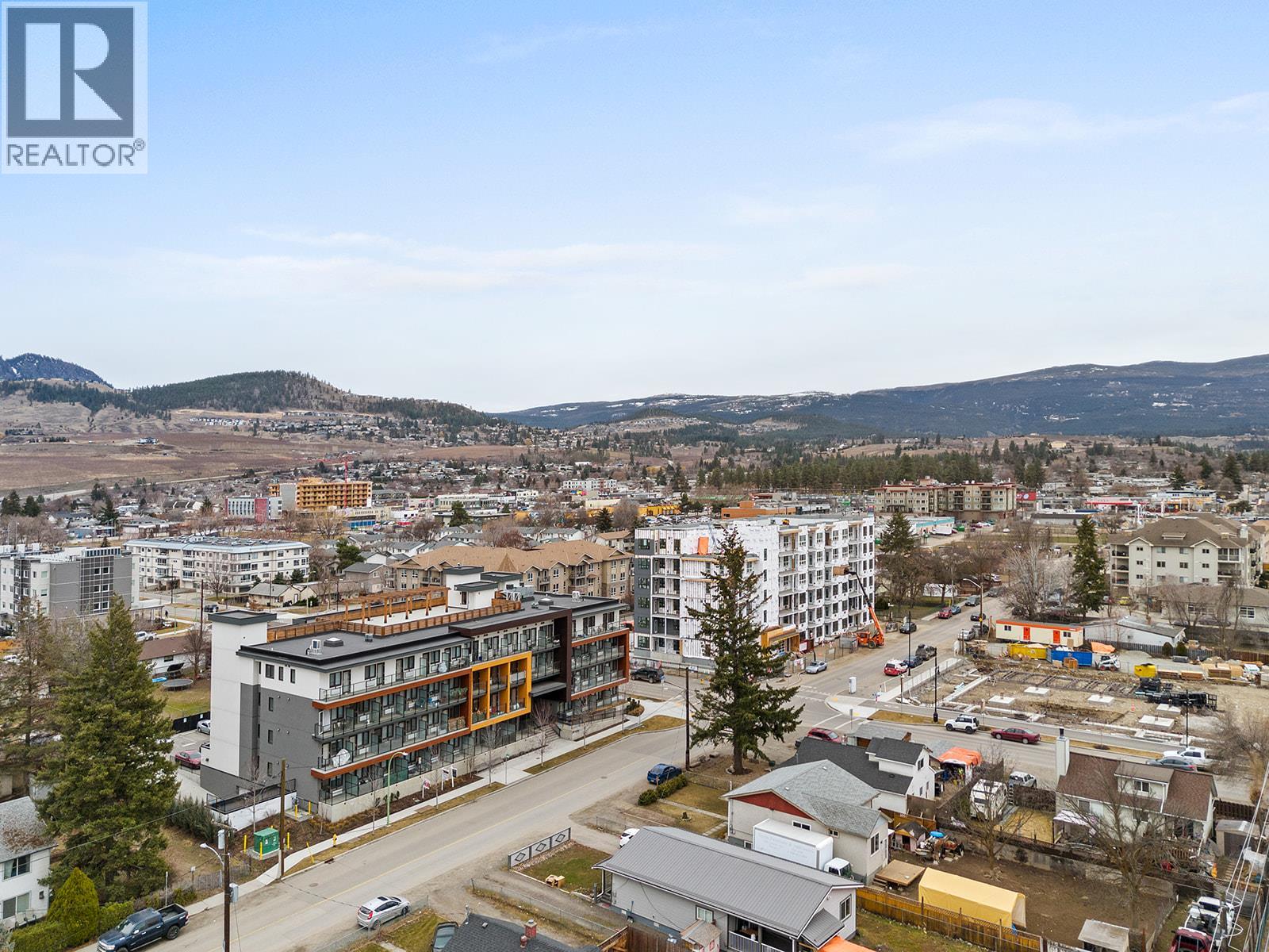 345 Dougall Road N Unit# 327