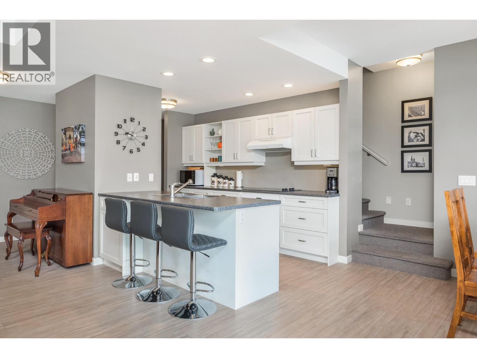 17211 Thomson Road Unit# 6