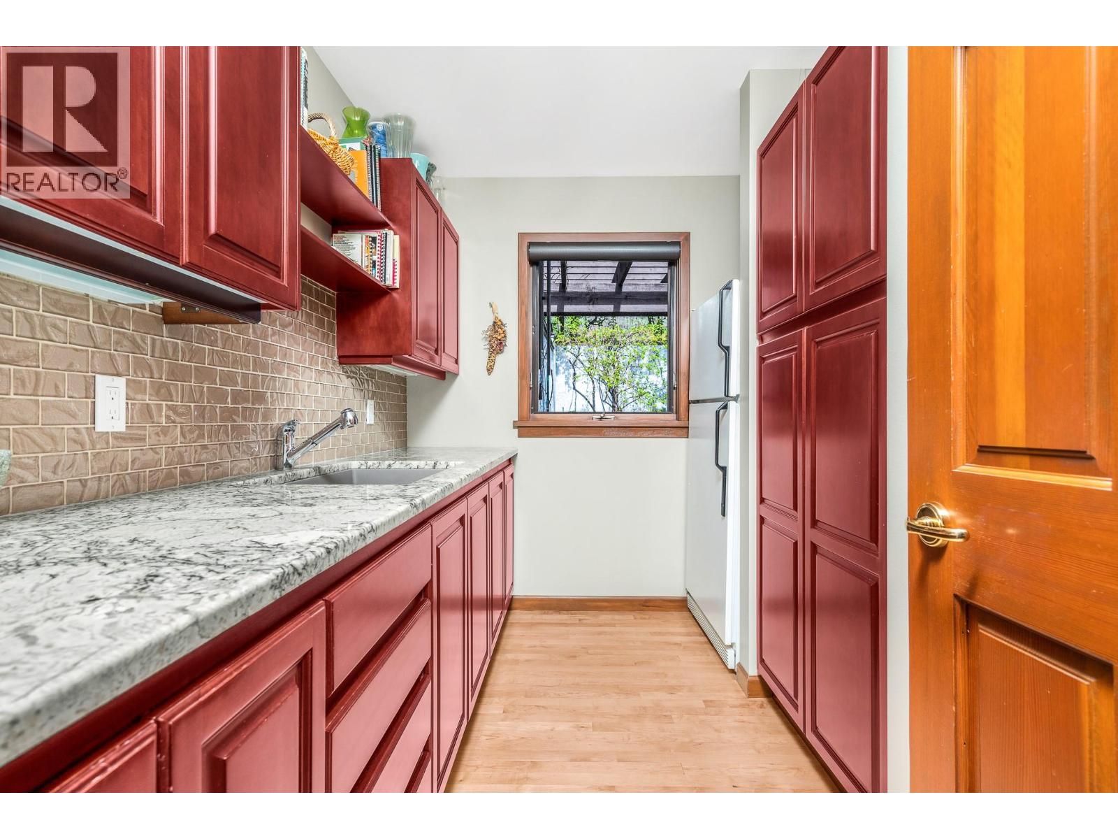 17211 Thomson Road Unit# 6