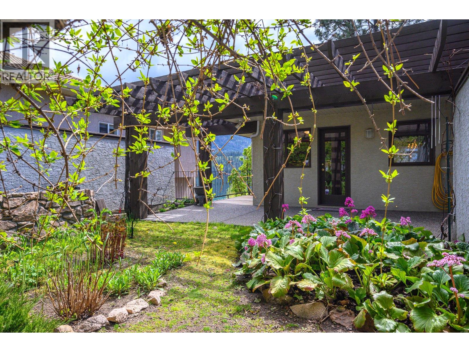17211 Thomson Road Unit# 6