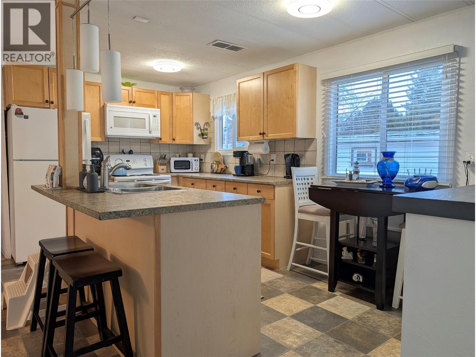3535 Casorso Road Unit# 101