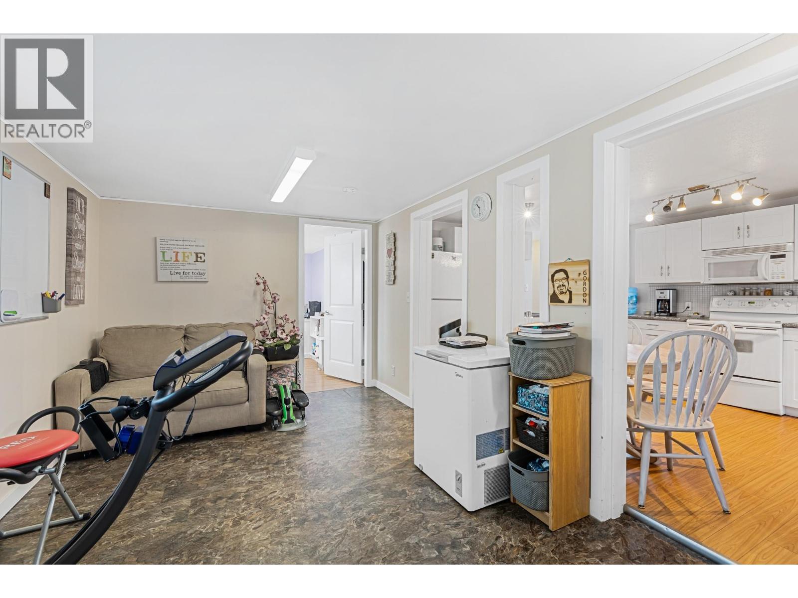 1881 Boucherie Road Unit# 54