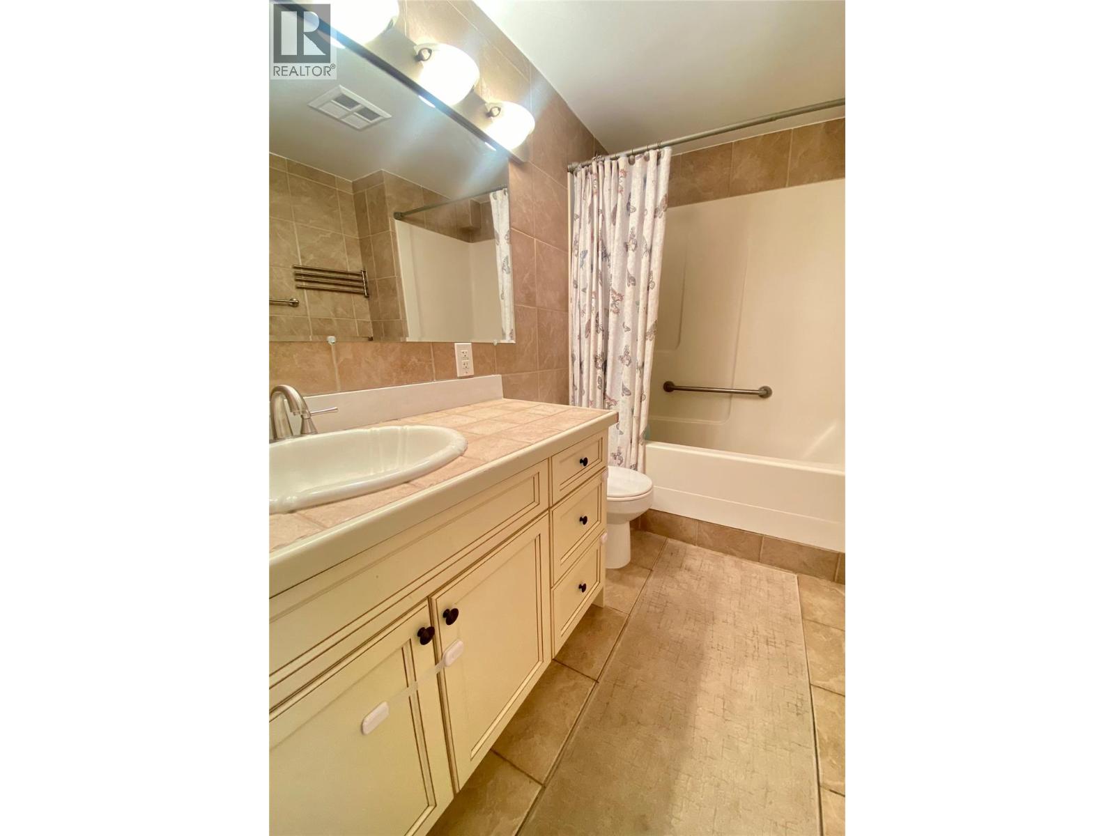 1881 Boucherie Road Unit# 54