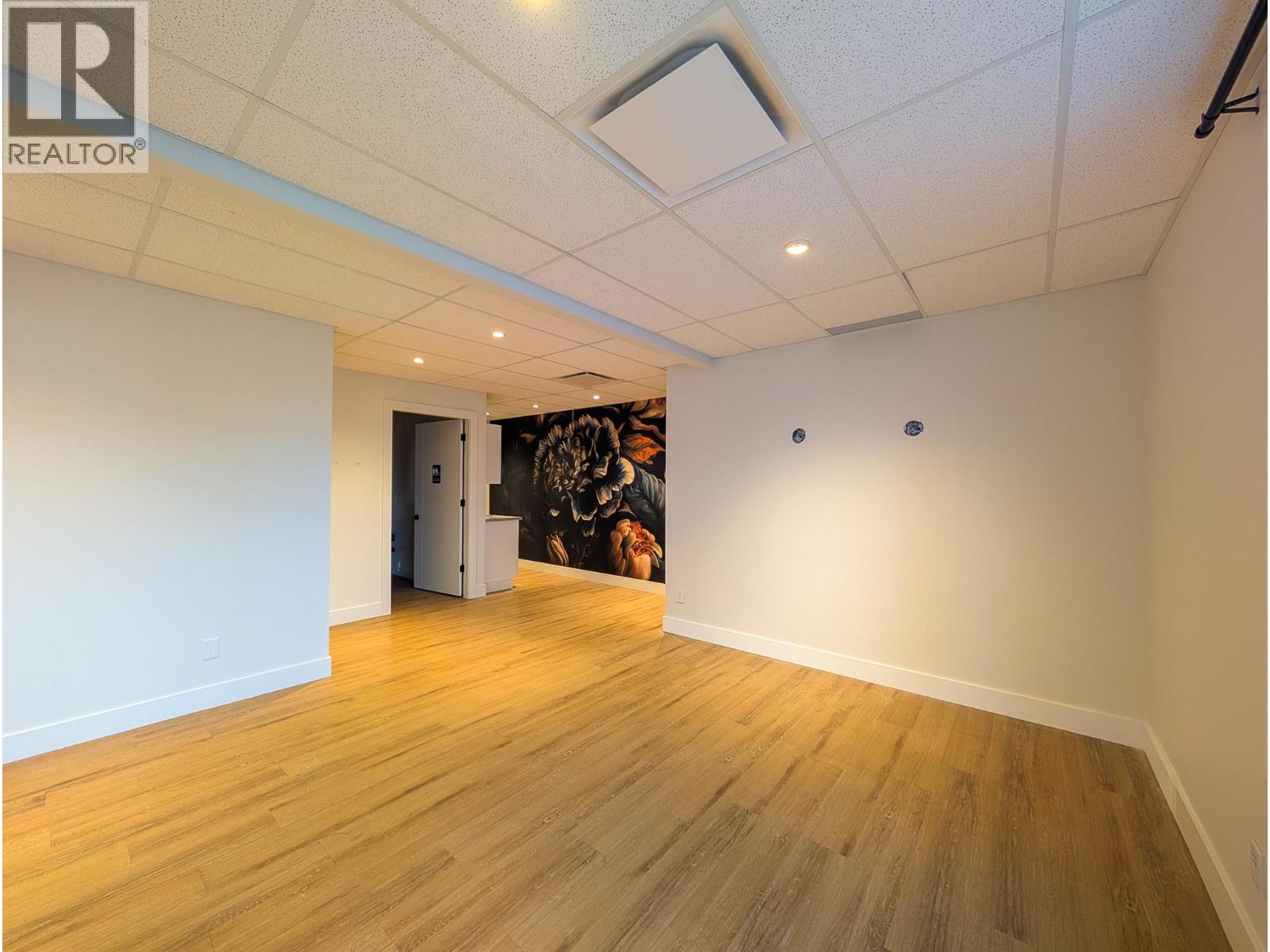 540 Groves Avenue Unit# 103