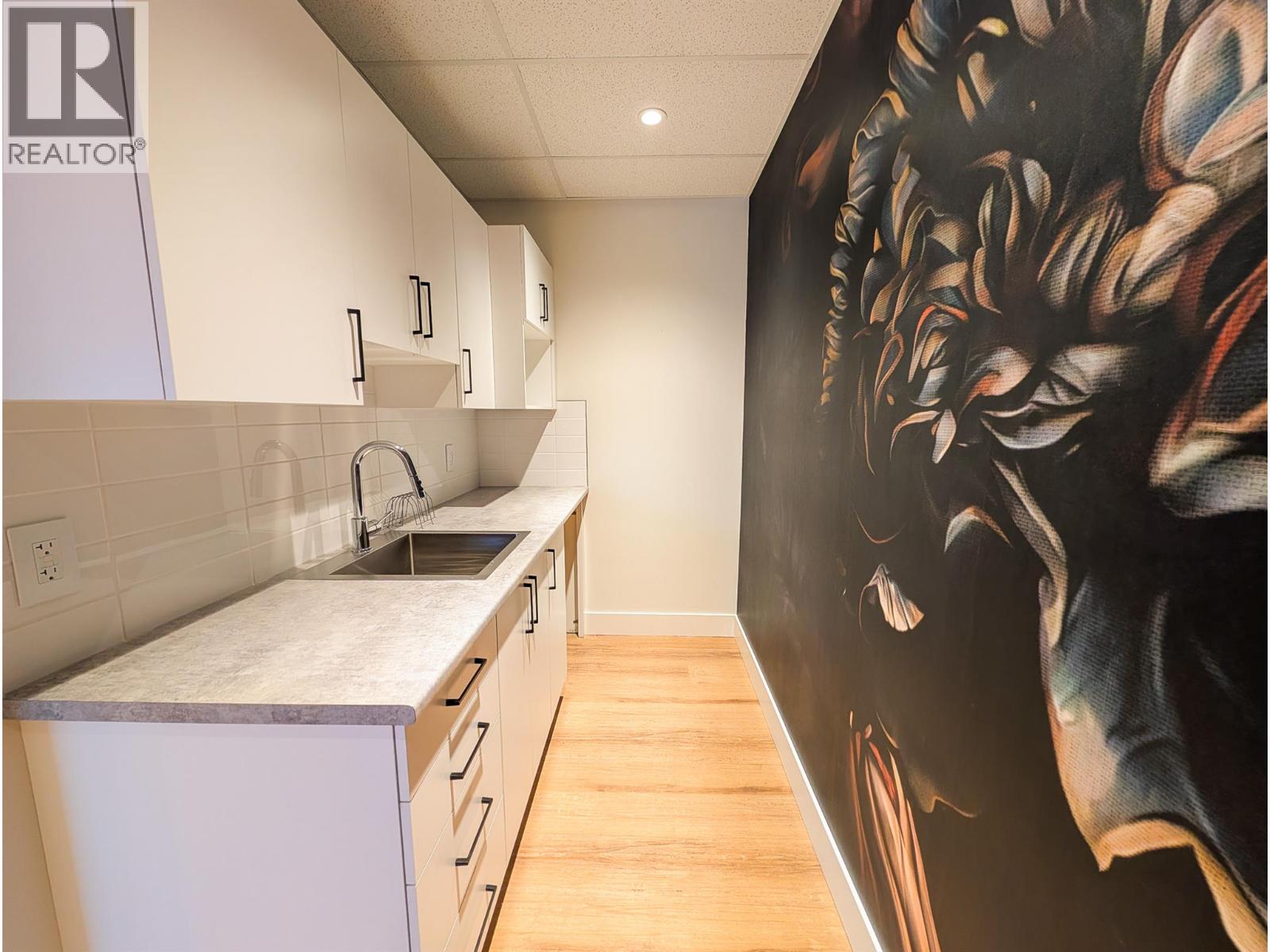 540 Groves Avenue Unit# 103