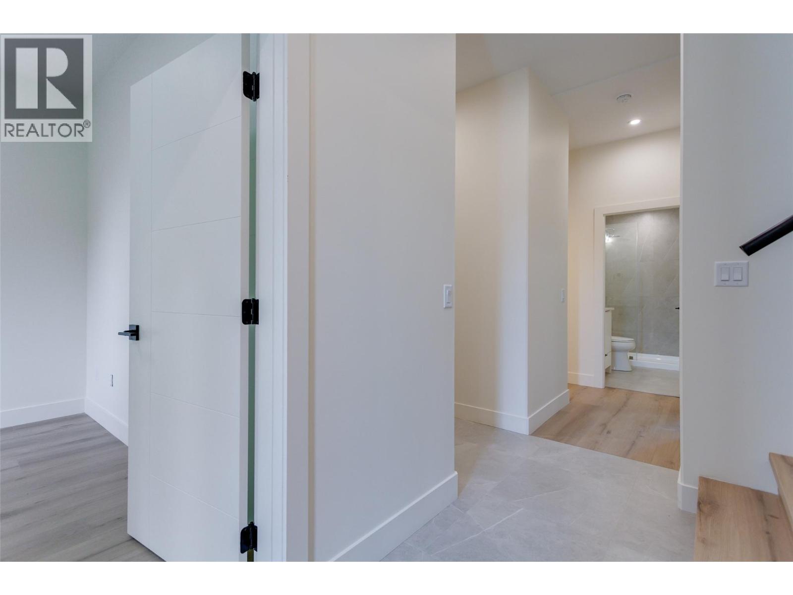 970 Lawson Avenue Unit# 3 Lot# 3