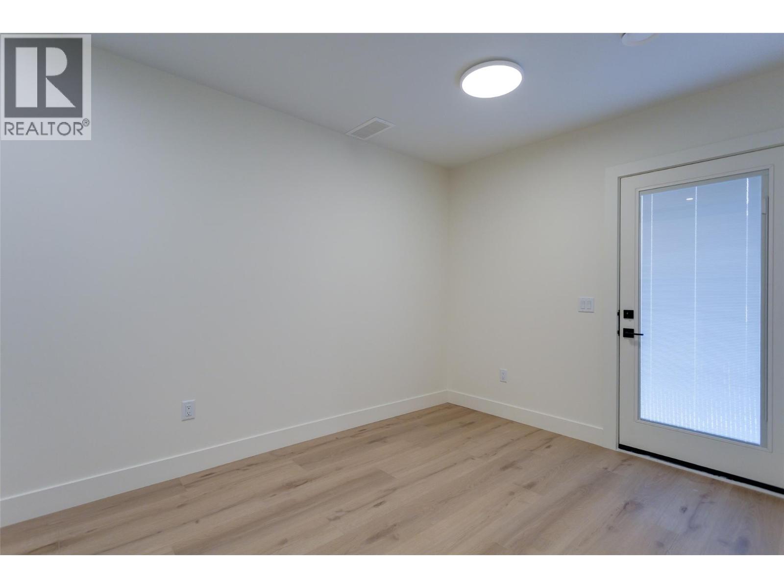 970 Lawson Avenue Unit# 3 Lot# 3