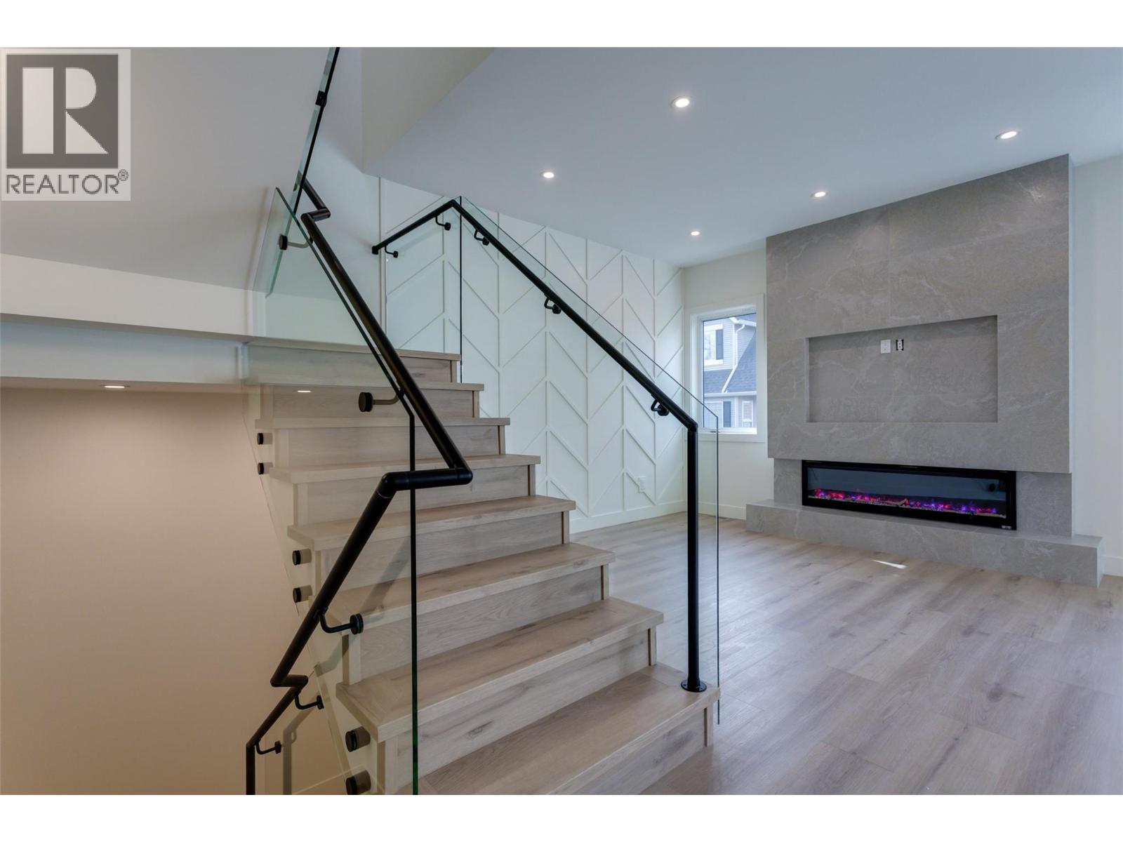 970 Lawson Avenue Unit# 3 Lot# 3