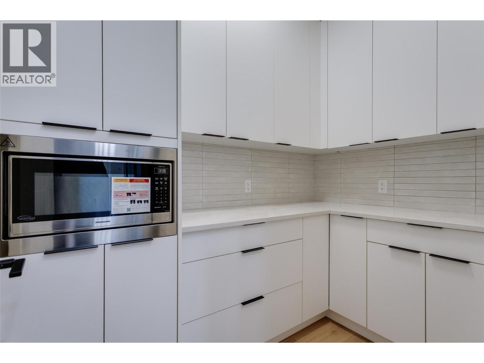 970 Lawson Avenue Unit# 3 Lot# 3