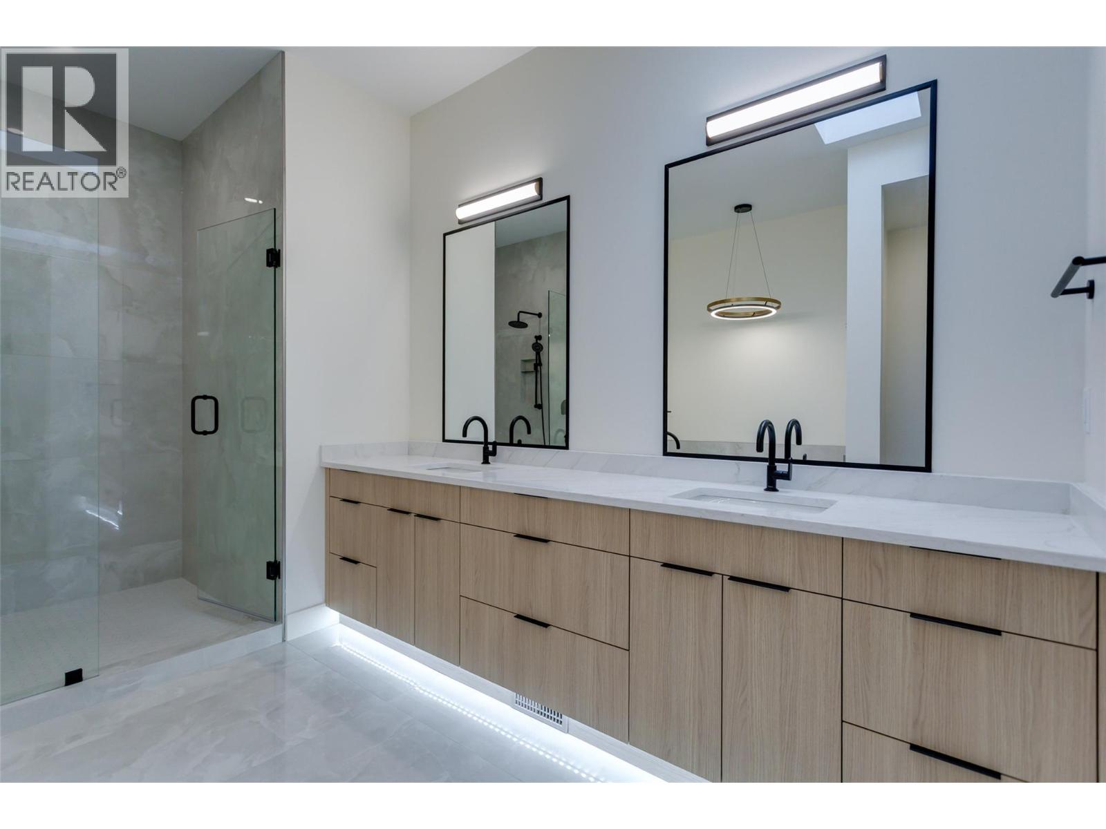970 Lawson Avenue Unit# 3 Lot# 3