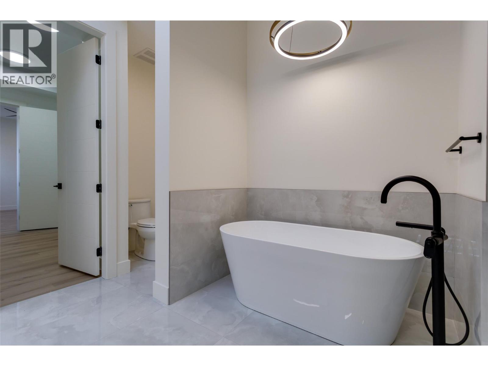 970 Lawson Avenue Unit# 3 Lot# 3
