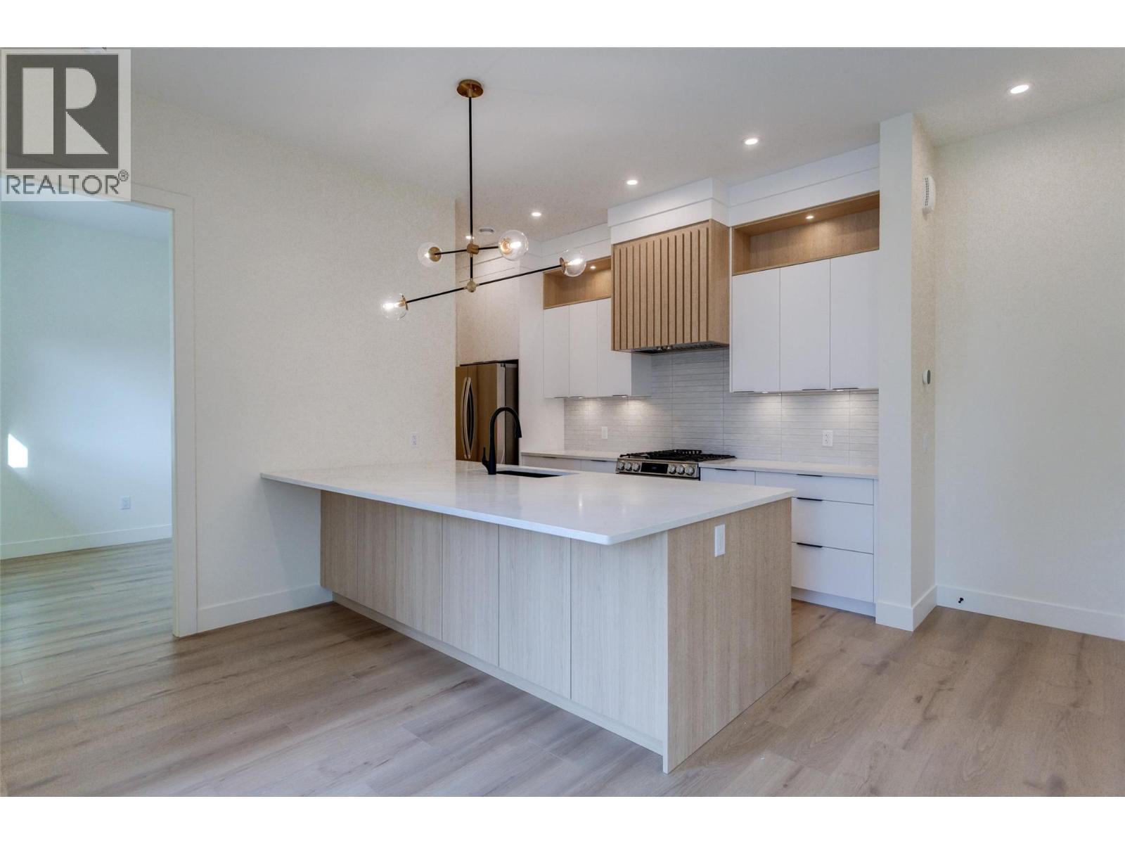 970 Lawson Avenue Unit# 3 Lot# 3