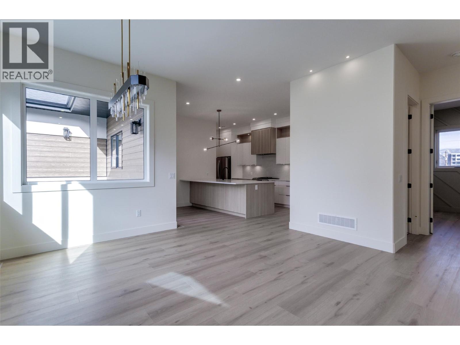 970 Lawson Avenue Unit# 3 Lot# 3