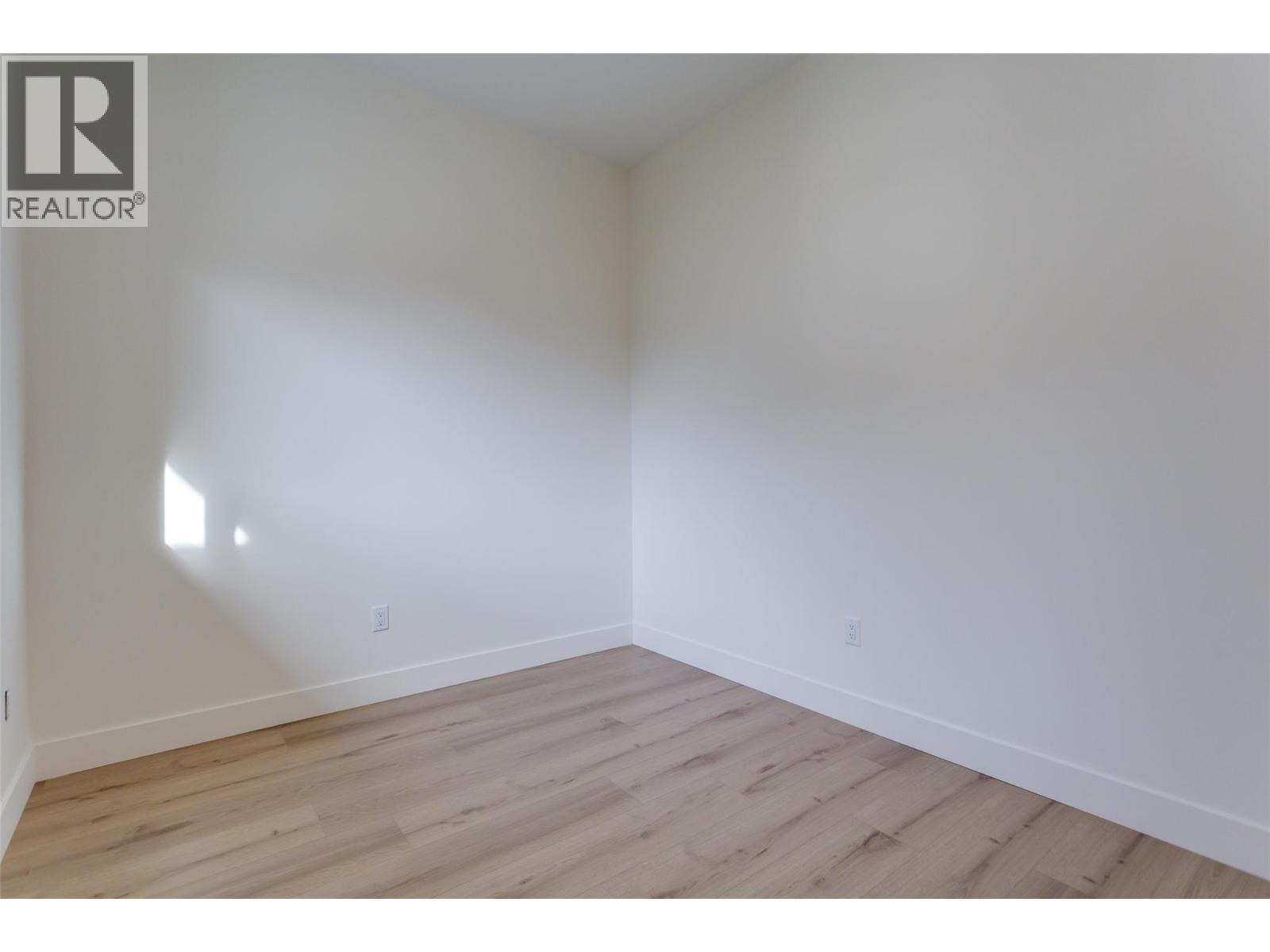 970 Lawson Avenue Unit# 3 Lot# 3